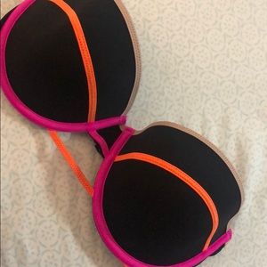 New good condition bikini top